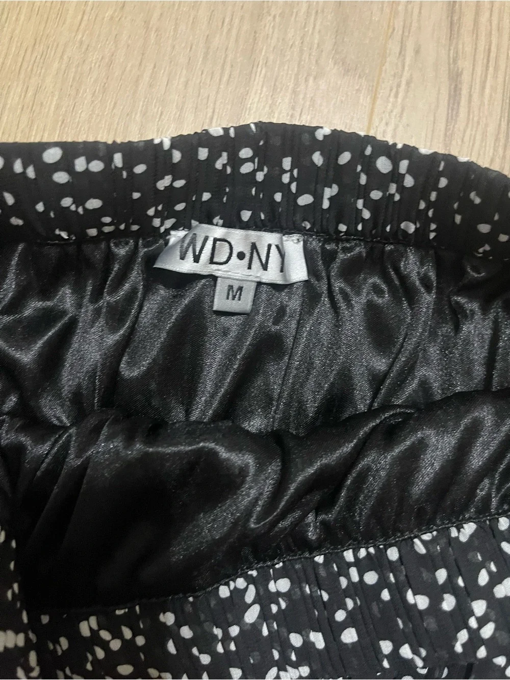 Black and White Polka Dot Pleated Skirt (M)